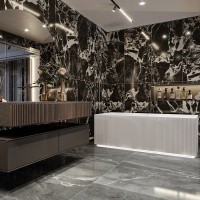 Керамогранит Portoro Black цвет керамогранитной плитки Черный